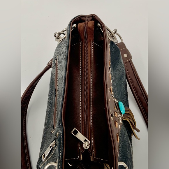 Like New Western Style Tassel Concho Tooled Women Shoulder Bag Country Cowgirl - Picture 12 of 15